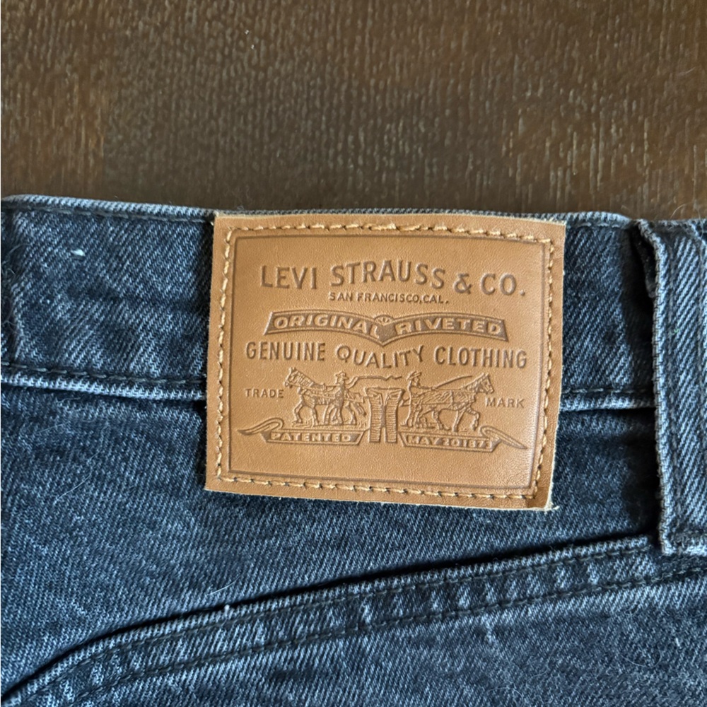 Levi’s Ribcage Jeans - Picture 6 of 6